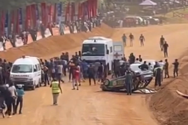 நாட்டை உலுக்கிய தியத்தலாவ கார் விபத்து.. கைது உத்தரவுகளுக்கு இடைக்காலத் தடை | 2024 Fox Hill Supercross Race Crash Court Order நாட்டை உலுக்கிய தியத்தலாவ கார் விபத்து.. கைது உத்தரவுகளுக்கு இடைக்காலத் தடை | 2024 Fox Hill Supercross Race Crash Court Order