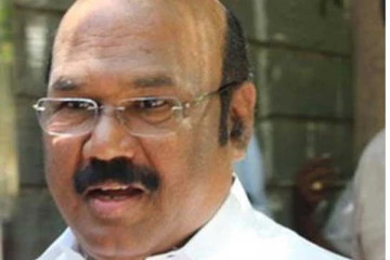 சசிகலாவை அதிமுகவில் இணைக்கும் பேச்சுக்கே இட கிடையாது- அமைச்சர் ஜெயக்குமார்