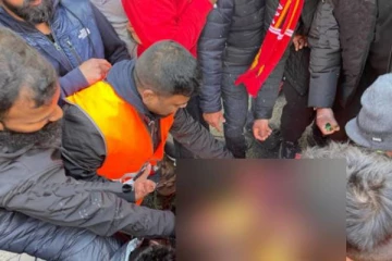 பிரித்தானியாவில் நடுவீதியில் இலங்கையின் தேசியக்கொடிக்கு நேர்ந்த நிலை