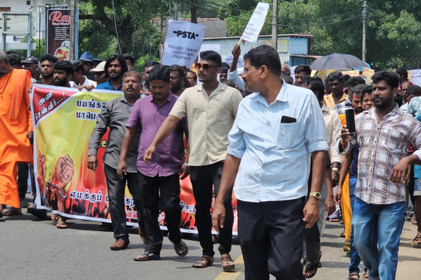 புதுசும் வேண்டாம் பழசும் வேண்டாம்! யாழில் பாரிய போராட்டம் | Massive Protest In Jaffna