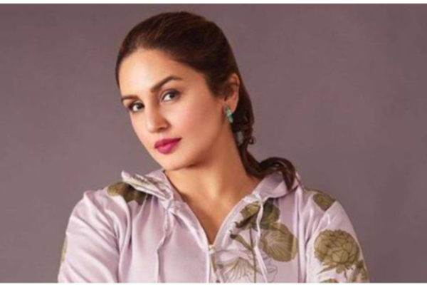 அஜித் ரசிகர்கள் குறித்து புகழ்ந்து தள்ளிய பிரபல நடிகை - தமிழ்நாடு