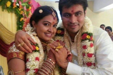 விவாகரத்தாகி இரண்டாம் திருமணத்திற்கு ரெடியா? திருமணகோலத்தில் வெளியான சீரியல் நடிகை ரக்ஷ்ஷிதாவின் புகைப்படம்