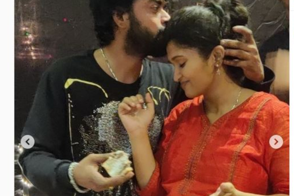 கர்ப்பமான மனைவி மற்றும் மகளுடன் பிறந்த நாள் கொண்டாடிய சாண்டி மாஸ்டர் - வைரலாகும் புகைப்படம்! | Sandy Master Birthday Celebration In House