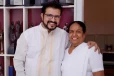 “මගේ ජීවිතයේ මිස් ඇය පමණයි” - නන්දා මාලනියගේ වියෝවෙන් සංවේදී වූ දයාන් විතාරණගේ සටහන සහ ඡායාරූප ගොන්න [PHOTOS ALUBUM]