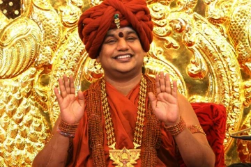ஜீவசமாதி அடைந்தாரா சர்ச்சைக்கு பஞ்சமில்லாத சாமியார் நித்யானந்தா ; பரபரப்பை ஏற்படுத்திய புகைப்படங்கள்!