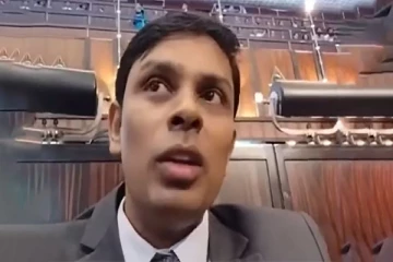 நாடாளுமன்ற உணவு குறித்து எம்.பி. அர்ச்சுனா கடும் ஆவேசம்