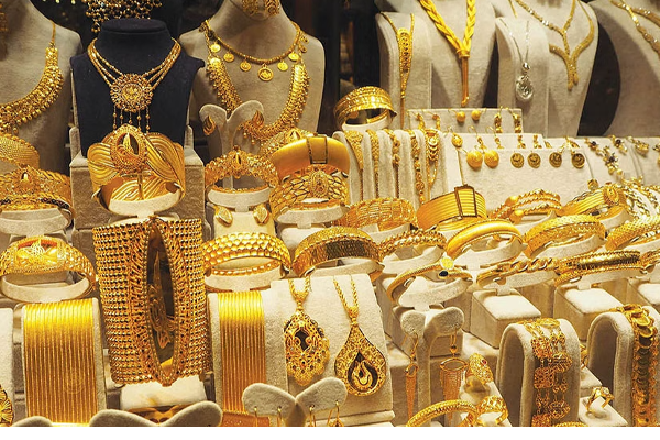 தங்கம் வாங்குவோருக்கு மகிழ்ச்சி தகவல் - மீண்டும் சரிவில் விலை ; இன்றைய நிலவரம் | Gold Price Today World Gold Rate Dollar Rate Today