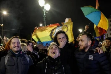 தன் பாலின திருமணத்தை சட்டப்பூர்வமாக்கும் முதல் ஆர்த்தடாக்ஸ் கிறிஸ்தவ நாடு