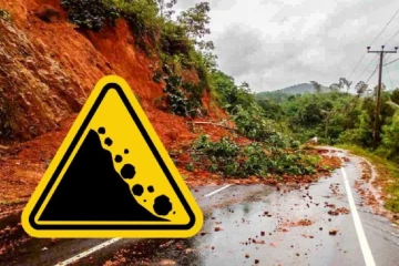 හෙට උදෑසන 10 දක්වා අවදානම් නිවේදන - නායයෑම් අනතුරු ඇඟවීම යාවත්කාලීන කෙරේ