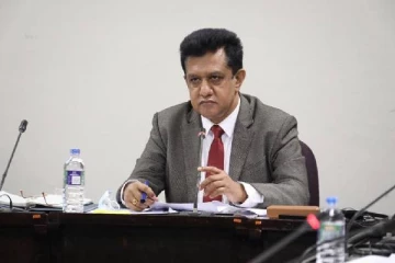 நாமல் கூரியது நகைப்பிற்குரியது! ஆளும்கட்சி எம்.பி விமர்சனம்