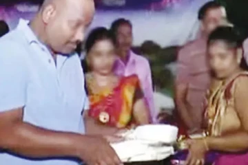 இறந்த மகளுக்கு மாப்பிள்ளை தேவை; போட்டி போட்ட மணமகன்கள் - அதிரவைத்த பின்னணி!