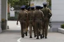 வவுனியாவில் துப்பாக்கிச்சூட்டு காயங்களுடன் ஆண் ஒருவர் மீட்பு