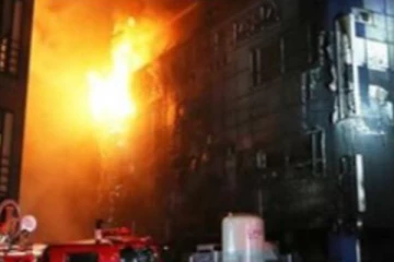 ரொறன்ரோவில் திடீர் தீவிபத்து: நால்வருக்கு நேர்ந்த பரிதாபம்!