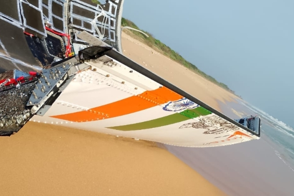 திருகோணமலை சம்பூரில் கரையொதுங்கிய மர்ம பொருள்! மக்கள் செல்ல தடை | Isro Rocket Shaped Object Washed In Sampur