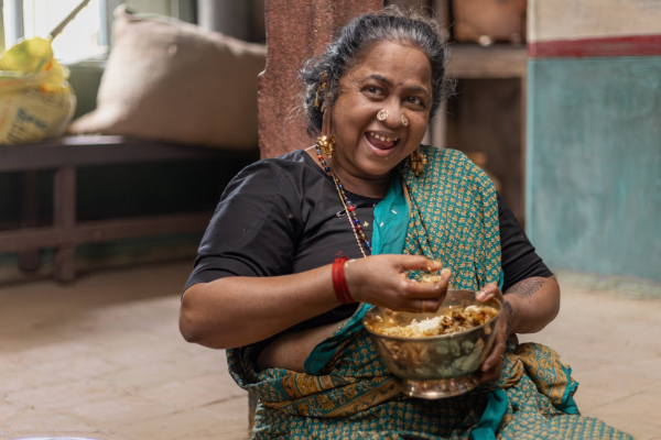 முதல் நாள் தாய் கிழவி படம் செய்துள்ள வசூல்.. எவ்வளவு தெரியுமா | Thaai Kizhavi Movie First Day Box Office