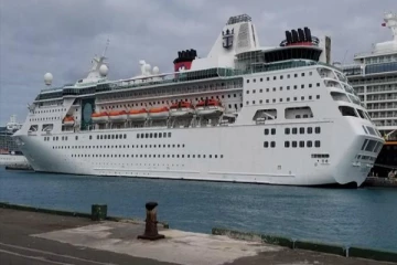 பெருமளவிளான இந்திய சுற்றுலா பயணிகளுடன் இலங்கை வந்த கப்பல்: செய்திகளின் தொகுப்பு