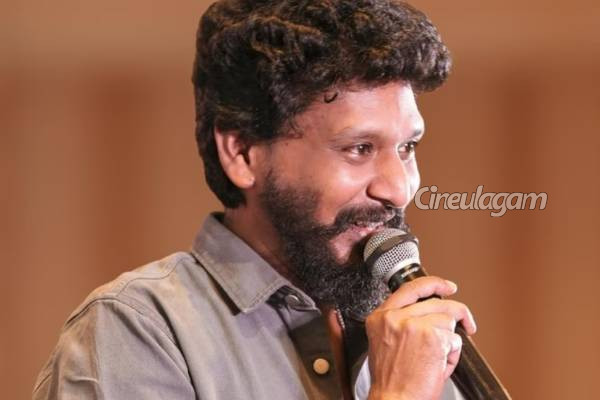 முன்னணி இயக்குனராக இருக்கும் லோகேஷ் கனகராஜ் அப்பா என்ன வேலை செய்கிறார் தெரியுமா? | Lokesh Kanagaraj About His Family