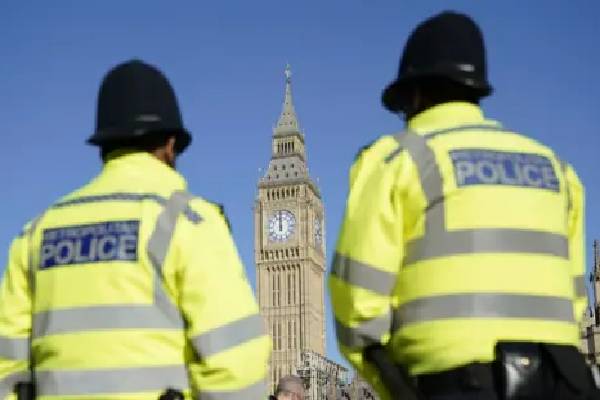 பயங்கரவாத தடைச்சட்டத்தை நீக்க கோரி லண்டனில் திரண்ட புலம்பெயர் தமிழர்கள் | Tamil Diaspora Gathers In London To Protest பயங்கரவாத தடைச்சட்டத்தை நீக்க கோரி லண்டனில் திரண்ட புலம்பெயர் தமிழர்கள் | Tamil Diaspora Gathers In London To Protest