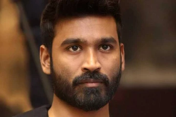 சூப்பர் ஸ்டாரை சந்தித்த தனுஷ்!! வைரலாகும் புகைப்படம் - இதோ