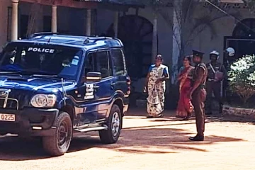 தமிழ் தேசிய மக்கள் முன்னணியின் மகளிர் அணித்தலைவி வாசுகி சுதாகர் உட்பட நால்வரும் பிணையில் விடுதலை..!
