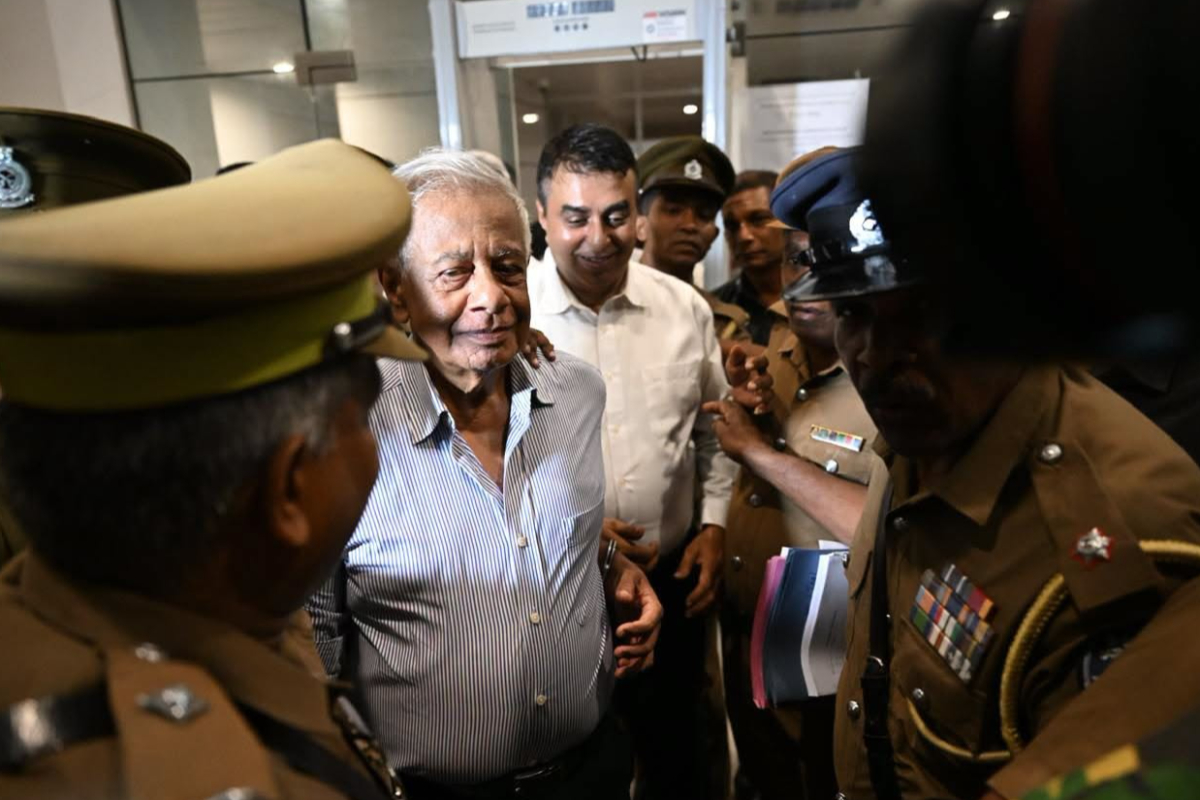 இலங்கையின் பொலிஸ் மா அதிபர்களுக்கு அடுத்தடுத்து நடக்கும் சம்பவங்கள் : பின்னணி என்ன...! | Mysteries Behind Igp S Of Sri Lanka இலங்கையின் பொலிஸ் மா அதிபர்களுக்கு அடுத்தடுத்து நடக்கும் சம்பவங்கள் : பின்னணி என்ன...! | Mysteries Behind Igp S Of Sri Lanka