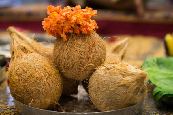 வாழ்வில் தடைகளை தகர்த்தெறியும் தேங்காய் பரிகாரம்! | Life Problem Solution