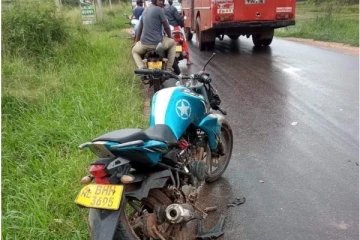 பல்வேறு இடங்களில் இடம்பெற்ற விபத்துக்களில் ஒருவர் பலி இருவர் படுகாயம்(Photos)