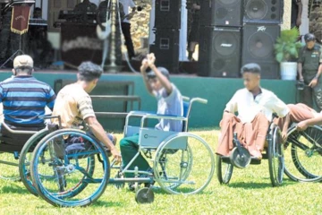 මේ පනත අහෝසි කර නව පනතක් පැනවීමට සූදානමක් - සමාන සේවා කොන්දේසි හා වැටුප් දෙන්න සාකච්ඡා