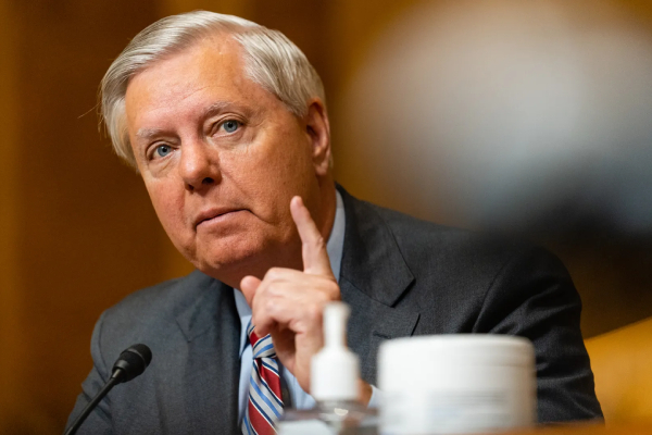 அமெரிக்க செனட்டரின் பேச்சால் பரபரப்பு! ஈரானில் தொடரும் பதற்றம் | Us Issues Stern Warning To Iran S Leadership