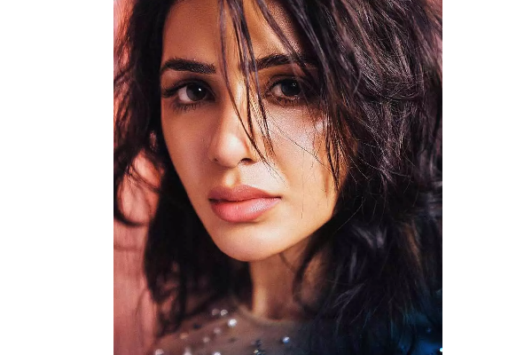 8 மணி நேரம் ஓட்டலில் வேலை செய்து சமந்தா வாங்கிய சம்பளம்...எவ்வளவு தெரியுமா? | Samantha Revealed Her First Ever Income