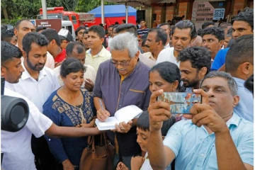 ஜனாதிபதி கோட்டாபய ராஜபக்சவால்  பொது மக்களுக்கு ஏற்பட்டுள்ள தொந்தரவு