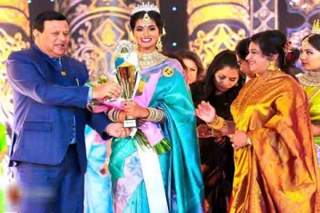 கனடாவில் தமிழ் அழகியாக மகுடம் சூட்டப்பட்ட​​ மலையகப் பெண்! (படங்கள்)