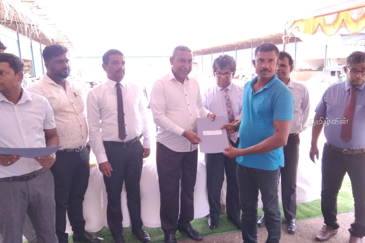 கிளிநொச்சியில் வியாபார நடவடிக்கைகளுக்காக 34 கடைகள் திறந்து வைப்பு | Business Activity In Kilinochchi கிளிநொச்சியில் வியாபார நடவடிக்கைகளுக்காக 34 கடைகள் திறந்து வைப்பு | Business Activity In Kilinochchi