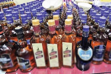 ஆறு இலட்சம் ரூபா மதிப்புள்ள மதுபான போத்தல்கள் மீட்பு!
