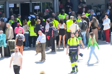 மின்வெட்டால் ஸ்பெயின் அரசாங்கத்திற்கு ரூ.15,000 கோடி இழப்பு