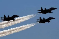 குவியும் அமெரிக்க போர் விமானங்கள்!! அதிகரித்த இறப்புக்கள் - இப்படிக்கு உலகம்