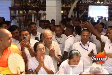 දෙව්නිමෝරි සර්වඥධාතූන් වදින්න පිං සිතින් සැදැහැවතුන් දෙවන දිනටත්