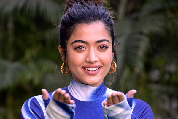 சென்சேஷன் இயக்குனரின் இயக்கத்தில் 57 வயது நடிகருக்கு ஜோடியாகும் ராஷ்மிகா.. வில்லனாக களமிறங்கும் முன்னணி நட்சத்திரம் | Rashmika Mandanna To Join Hands With Vikram