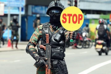 இலங்கை முழுவதும் பிறப்பிக்கப்பட்டது ஊரடங்குச் சட்டம்! சற்றுமுன்னர் வெளியானது அறிவிப்பு