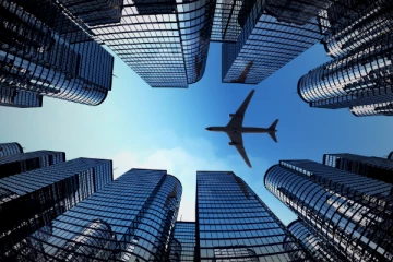 வெளிநாட்டு மோகத்தால் பல இலட்சங்களை இழந்த யாழ்.இளைஞர்கள்