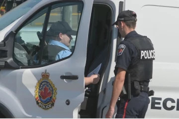 ஹமில்டனில் இடம்பெற்ற துப்பாக்கிச் சூடுகளில் 2 பேர் படுகாயம்