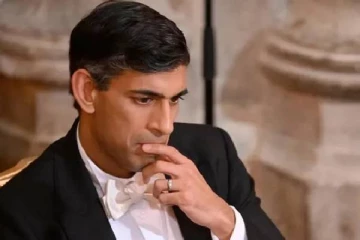 ரிஷி சுனக் கடும் பின்னடைவு; தேர்தலில் வரலாறு காணாத தோல்வி? பகீர் கருத்து கணிப்பு!