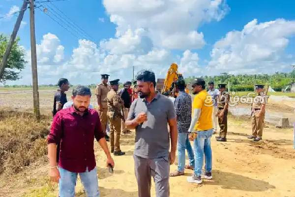 கந்தளாய் சூரியபுர மகாவலி அணைக்கட்டு பகுதிக்கு விஜயம் மேற்கொண்ட பிரதி அமைச்சர் | Kandhalai Suriyapura Mahaweli Dam Breach