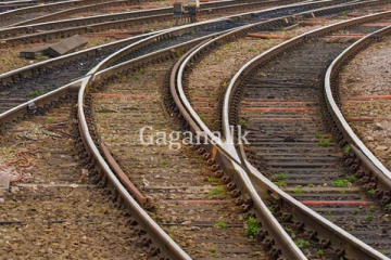 ලංකාවට රේල් පීලි 10,000ක්.