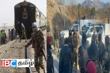 பாகிஸ்தான் தொடருந்து சிறைபிடிப்பு : 100 ற்கும் மேற்பட்ட பயணிகள் மீட்பு : தொடரும் மோதல்