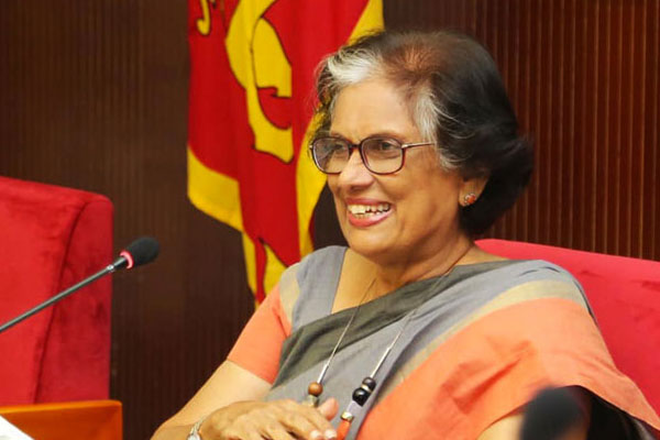 அரசாங்கம் அரச சேவையை அழித்து வருவதாக குற்றச்சாட்டு | Chandrika Slams Npp