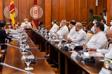 ජනපති සහ ශ්‍රීලනිප අතර සාකච්චාවට පොහොට්ටු නායකයන්ද එයි… ඉදිරියේදි රටේ ලොකු වෙනසක්..