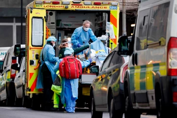 பிரித்தானியாவில் 24 மணித்தியாலத்தில் 1 லட்சத்திற்கும் மேற்பட்டோர் பாதிப்பு!