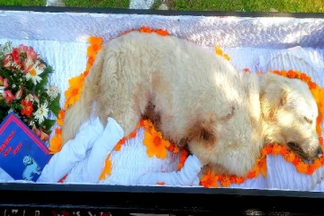 பொலிஸ் மரியாதையுடன் இறுதி சடங்கு செய்யப்பட்டுள்ள லிஸ்டா