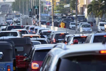 கொழும்பில் கடும் வாகன  நெரிசல்!